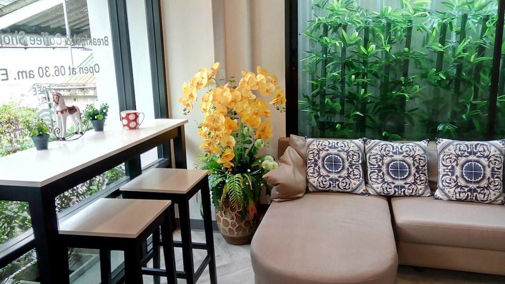 Mont Place Donmuang Bangkok Buitenkant foto